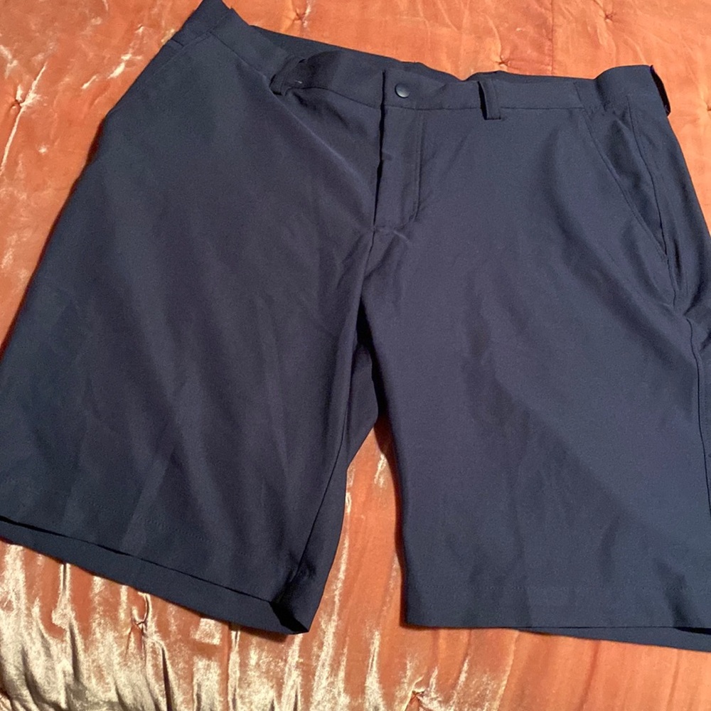 Navy shorts, brand new, worn once size 34